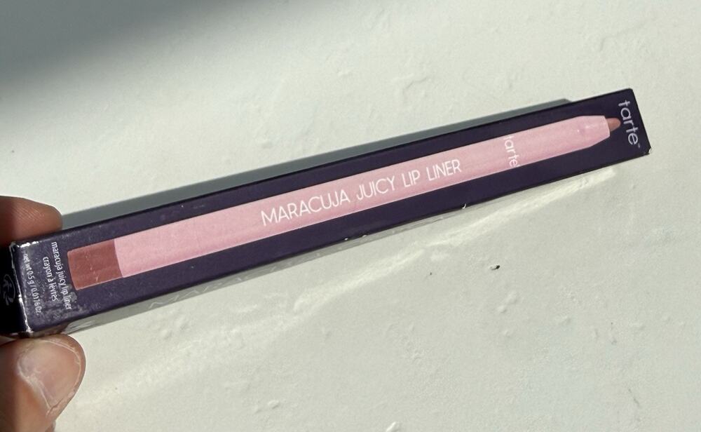 New Tarte Maracuja Juicy Lip Liner Buff. SEE PICTURES